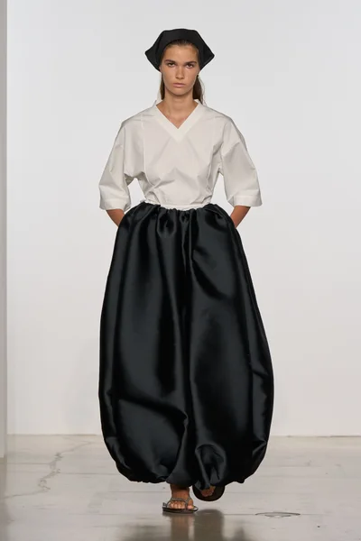Look 32